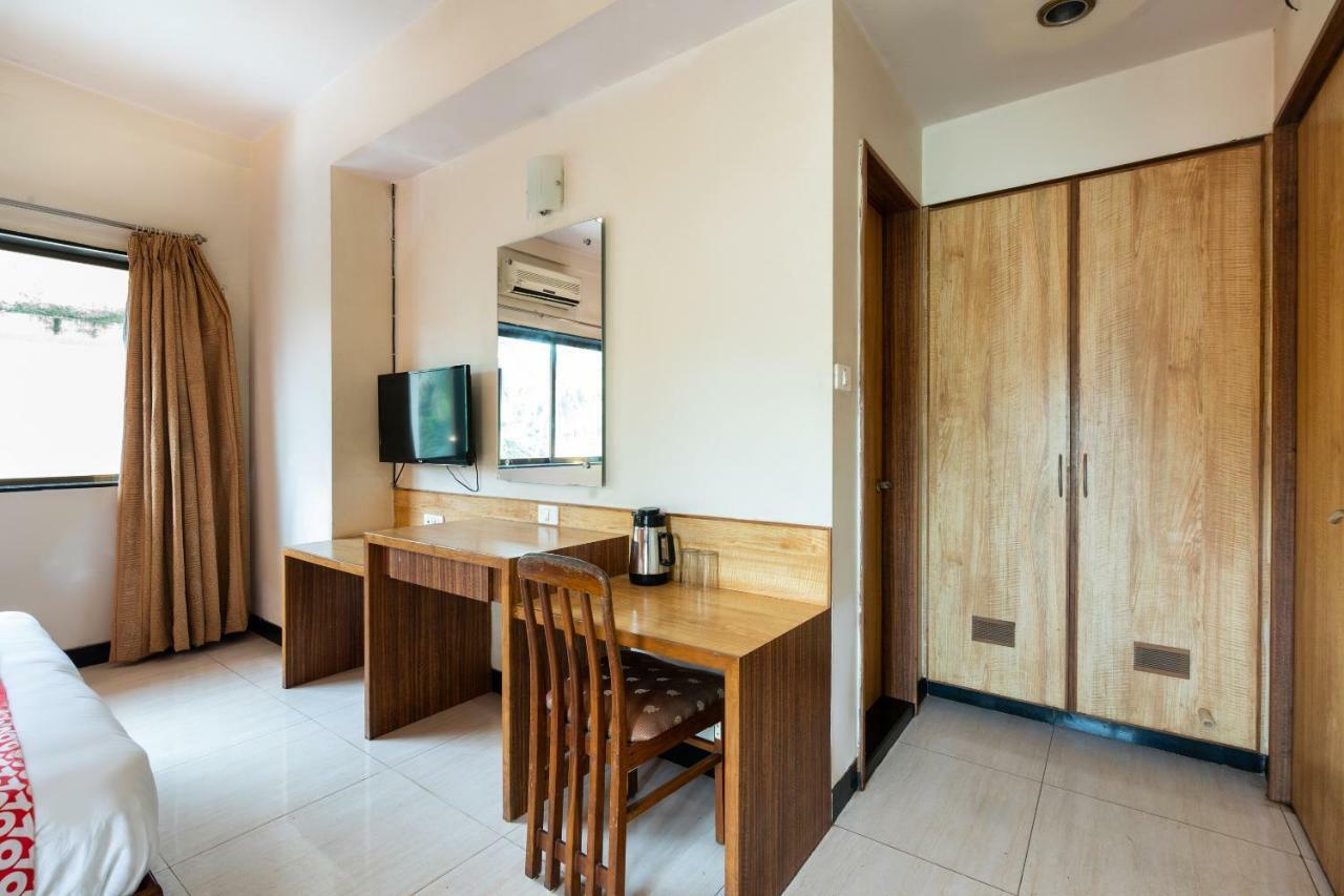 Oyo 44695 Hotel Mango Sawantwadi Eksteriør billede