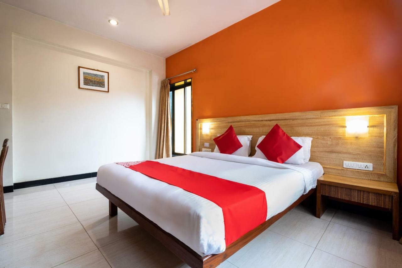 Oyo 44695 Hotel Mango Sawantwadi Eksteriør billede